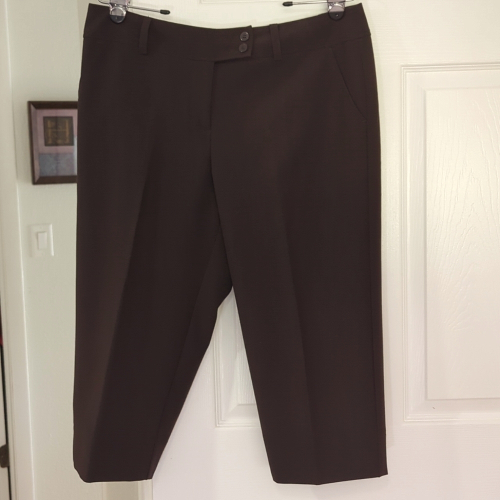 Worthington Dark Brown Cropped Dress Capris